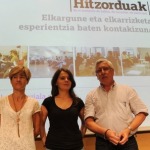 Pili Zabala, Maialen Lizarralde Lokarriko arduraduna eta Gorka Landaburu, argitalpenaren aurkezpenean. (Andoni CANELLADA/ARGAZKI PRESS)